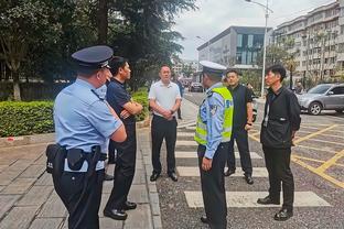 波切蒂诺：平安夜当天有客场比赛，没空和妻子过结婚纪念日了